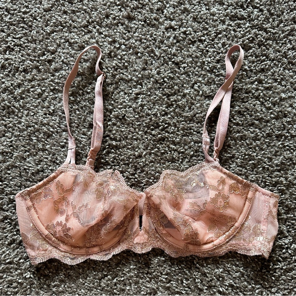 Victoria Secret bra